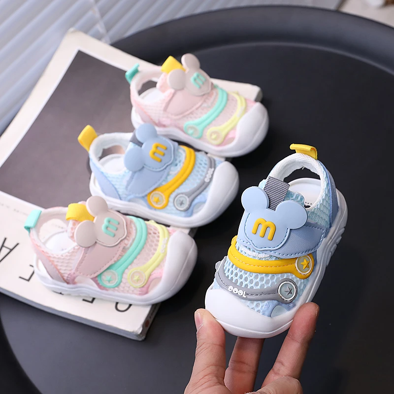 春夏季女宝宝凉鞋1-3岁婴儿学步鞋防滑软底男儿童网面毛毛虫鞋子0