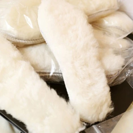 【莫拉塔】毛毛鞋垫 冬季温暖保暖性 吸汗防寒透气舒适鞋垫