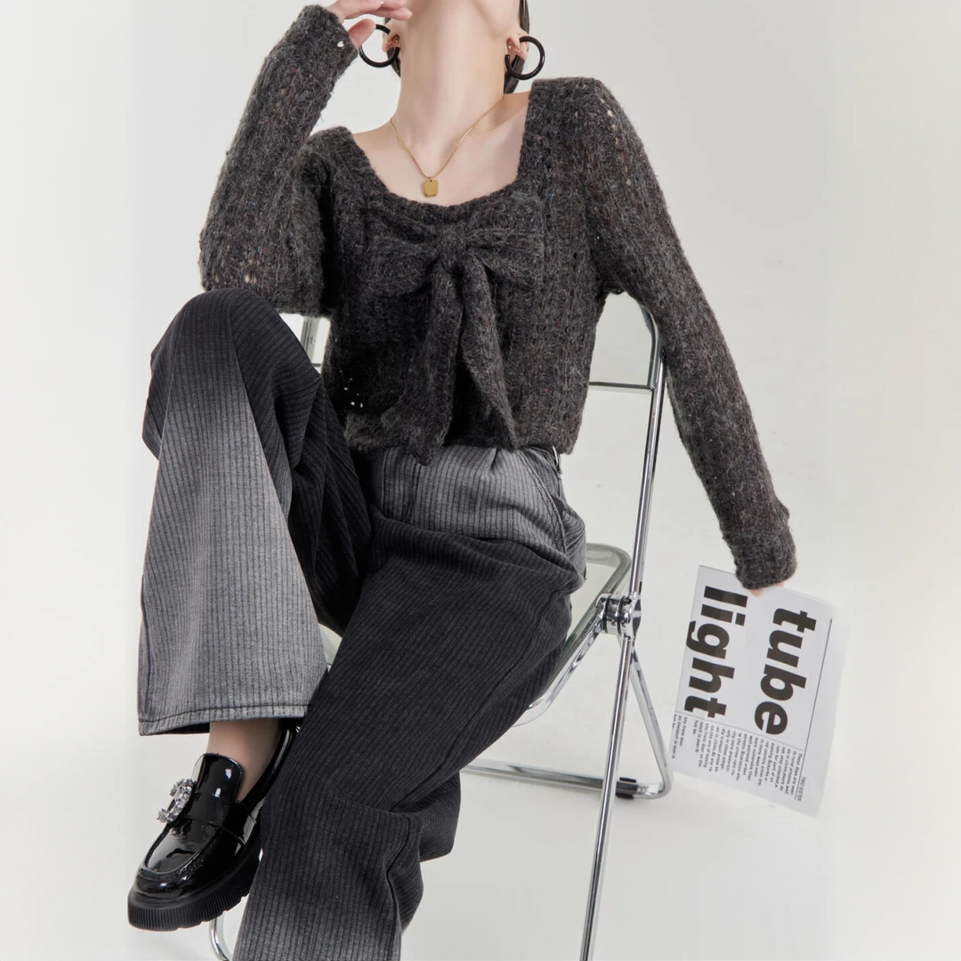 渐变复古黑灰色细条纹牛仔阔腿裤