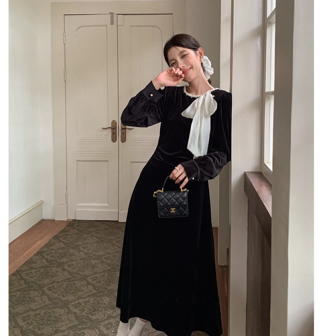 法式气质复古蝴蝶结绑带设计收腰显瘦黑色丝绒连衣裙