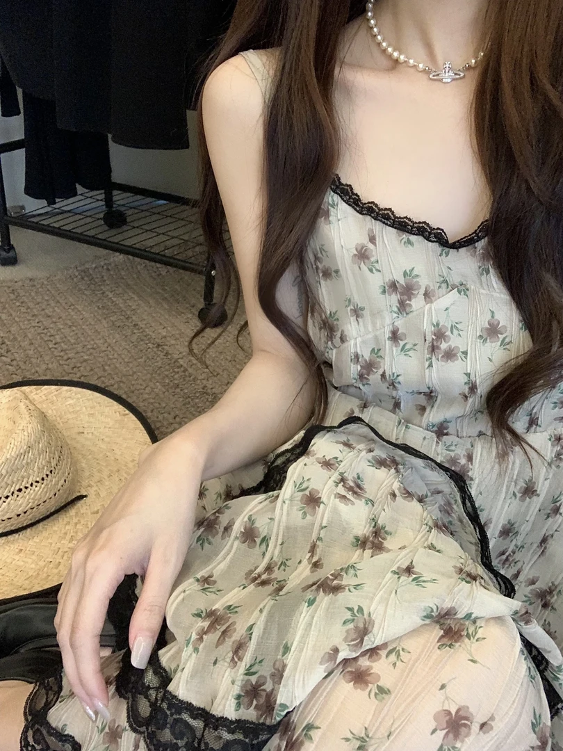 2024春夏新款大码披肩蕾丝碎花V领法式吊带显瘦蛋糕裙洋气百搭仙