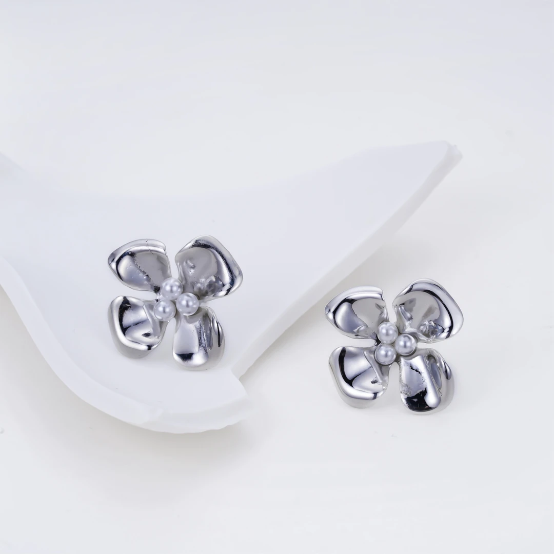 铜合金耳饰 法式花瓣名媛气质款【1117】