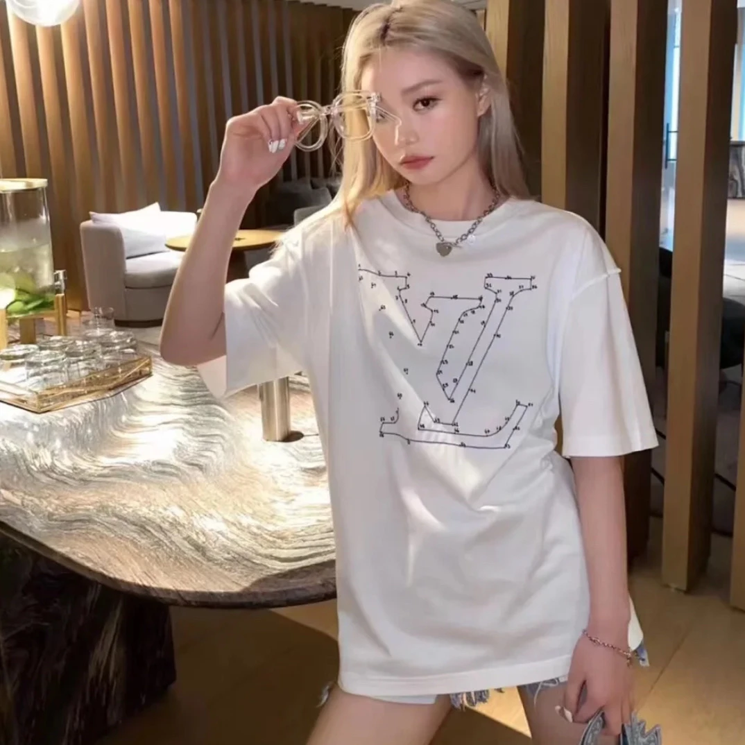 99新 LouisVuitton/路易威登 白色刺绣圆珠笔大logo短袖 XS码