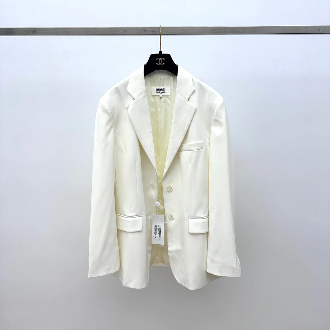 带吊牌未使用 Maison Margiela马吉拉米白色西装外套 40 码 00836