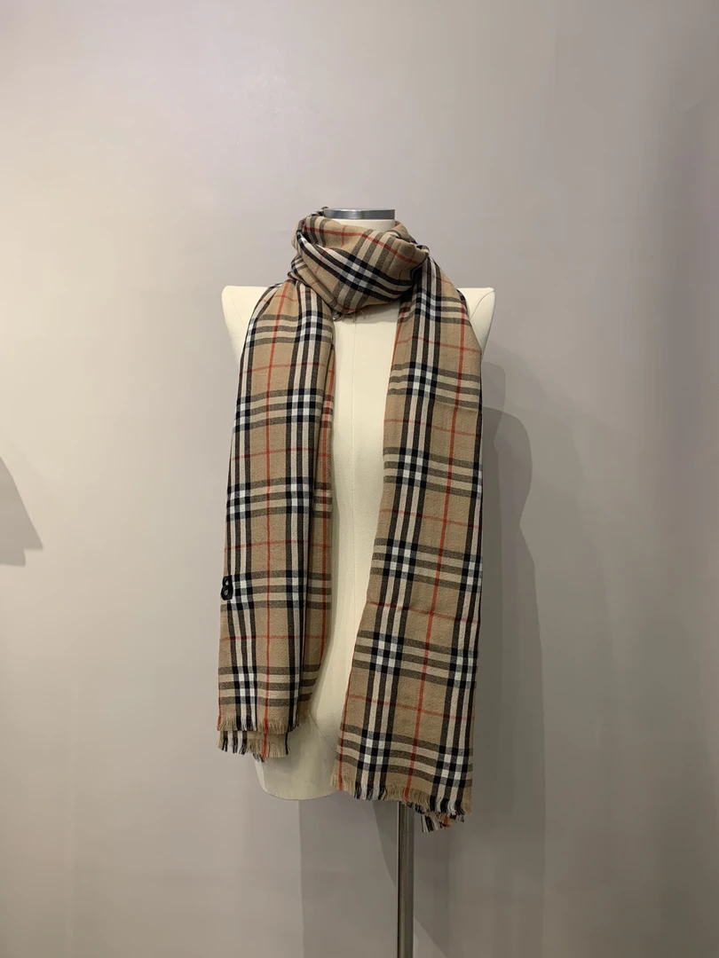 99新 BURBERRY 博柏利 经典格子围巾