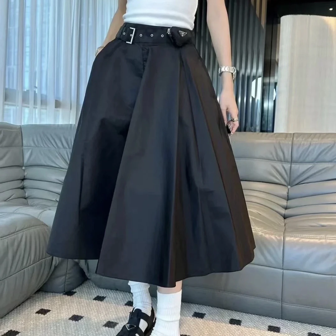 99新 普拉达/PRADA 腰带三角包中长款百褶裙 专柜价16200