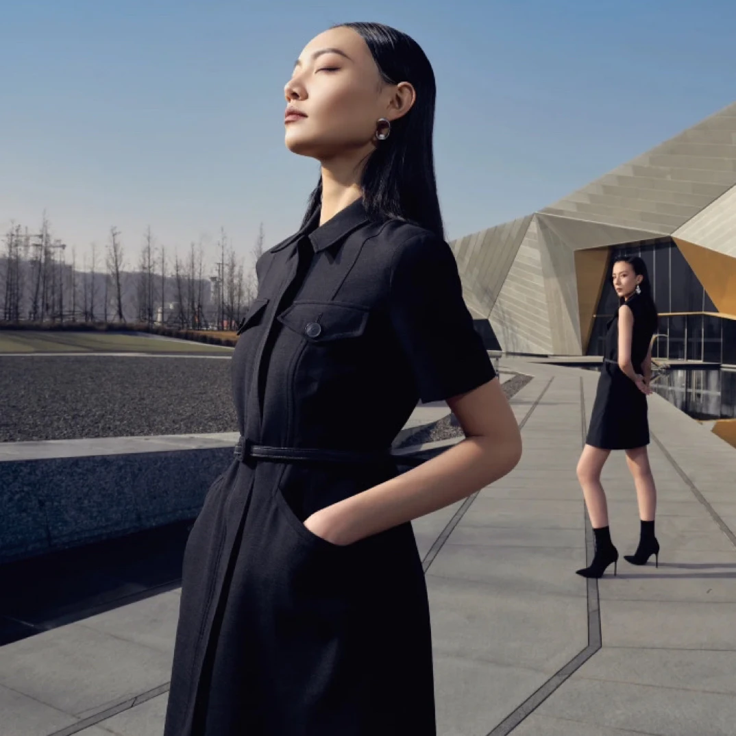 99新 DIOR/迪奥 经典黑色女士连衣裙 00303