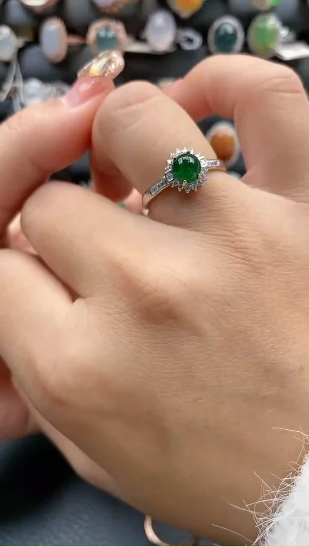 【闪购商品】翡翠戒指银S925镶嵌40