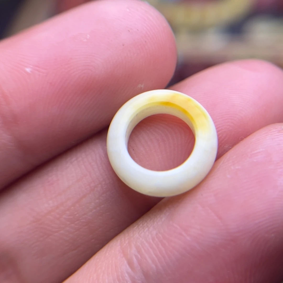 【闪购商品】琥珀珠宝奇石未镶嵌最****往内径8.5mm