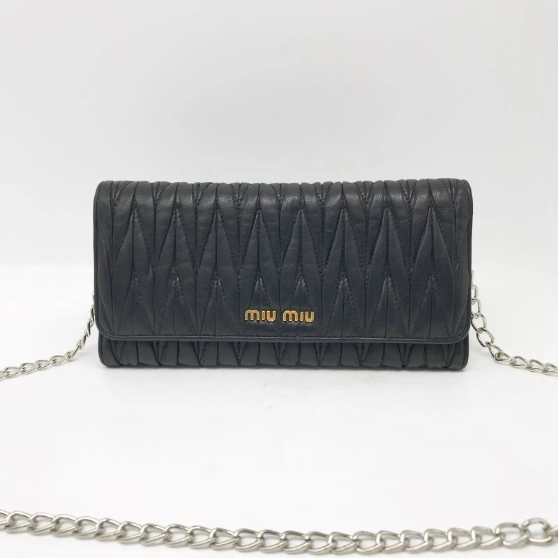 95新 MIU MIU/缪缪 洋诚二手 miu miu黑金钱包 95新 公价7800