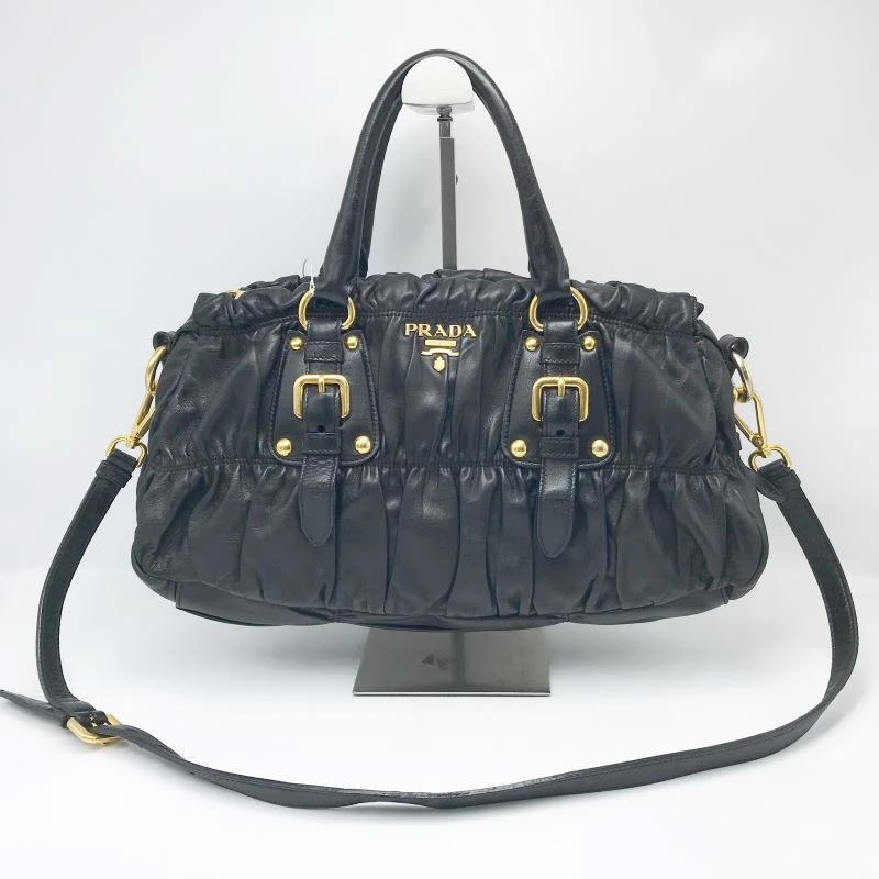 95新 Prada/普拉达 洋诚二手 普拉达黑色斜挎包 95新 公价17600