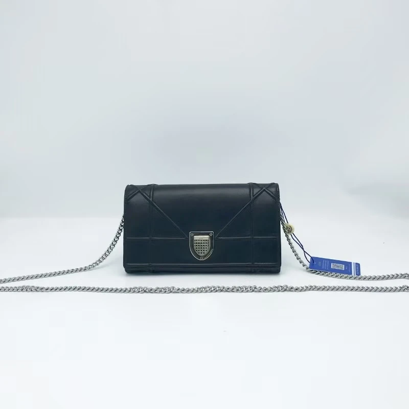 95新 DIOR/迪奥 洋诚二手 迪奥黑银盾牌链条包 98新 公价16700