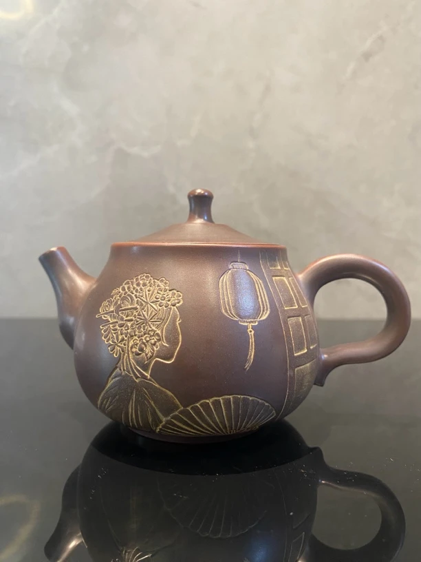 簪花款坭兴陶剑客壶茶壶