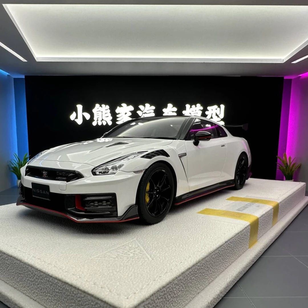 Make Up 1/18 MU 日产 NISSAN GT-R R35 NISMO 2024 汽车模型