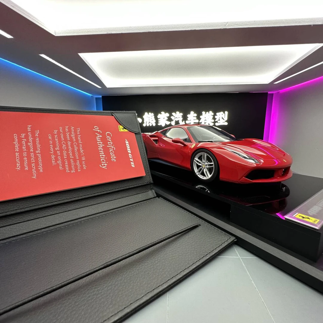 【Amalgam】AMA 1/18 法拉利 488 GTB 树脂材质 超跑 汽车模型
