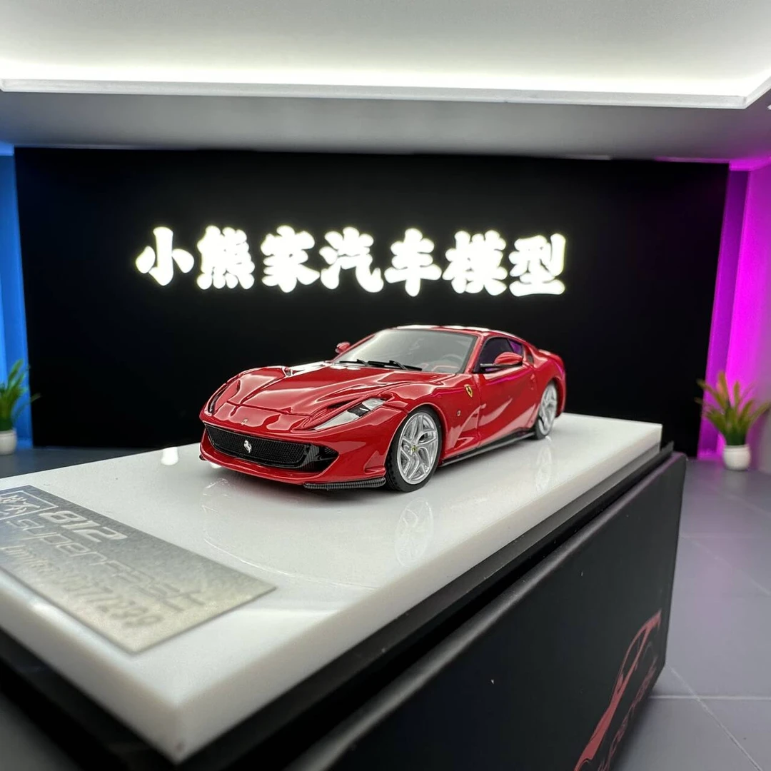 不正模玩 1/64 法拉利 812 superfast 仿真树脂汽车模型