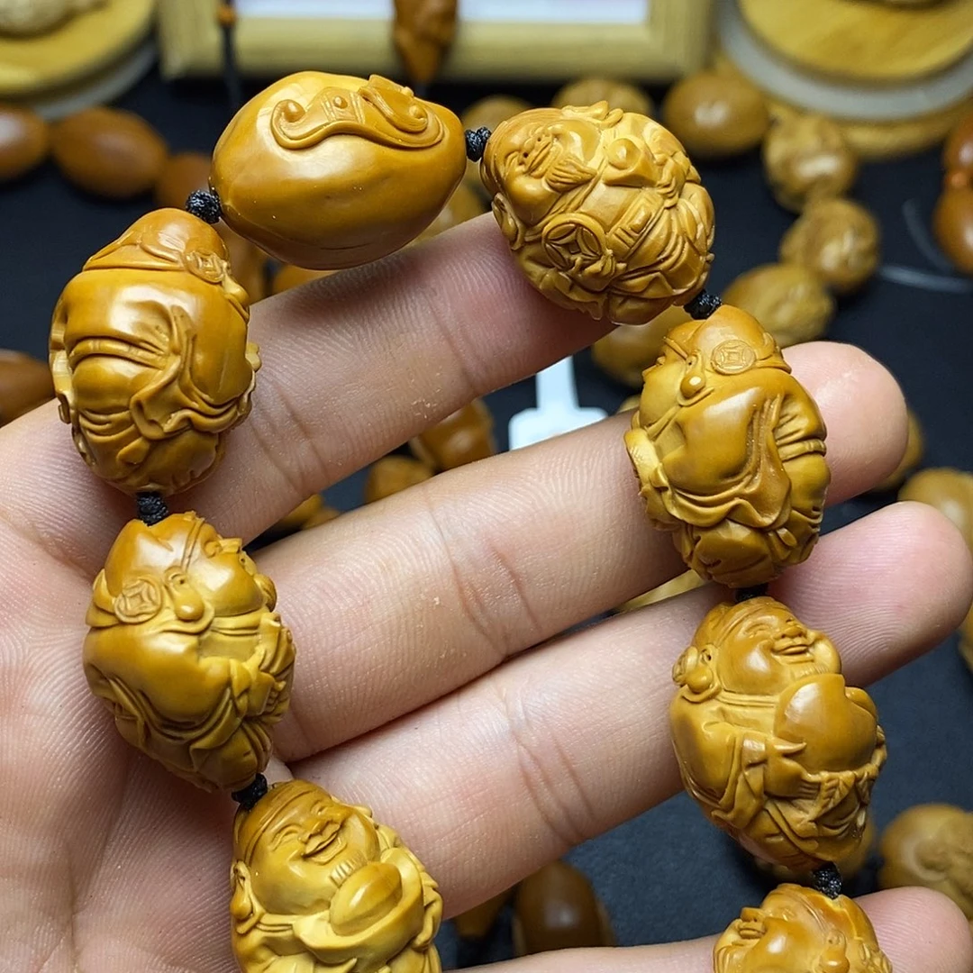 橄榄核核雕财神手串