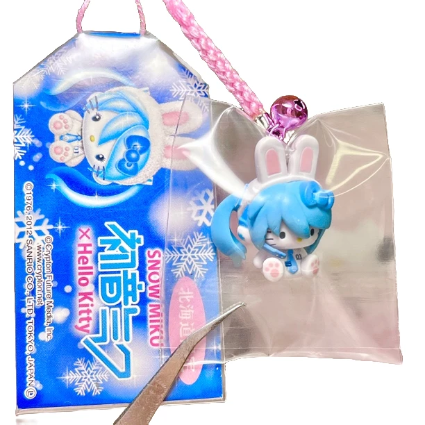 三丽鸥kitty地域限定吊牌挂件