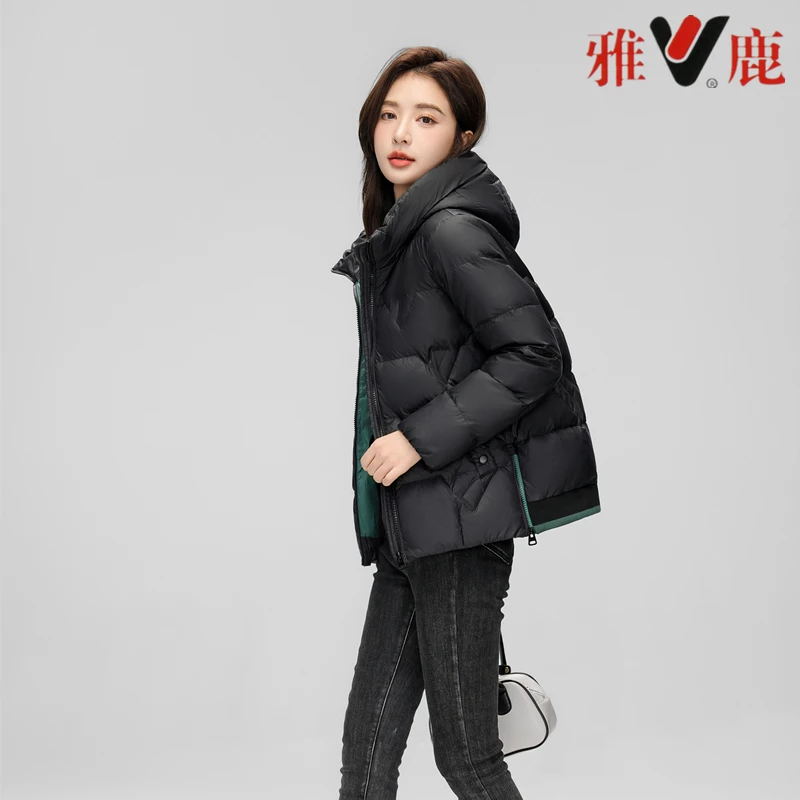 V/雅鹿YLT01X16670短款连帽90%白鸭绒羽绒服显瘦修身保暖女外套