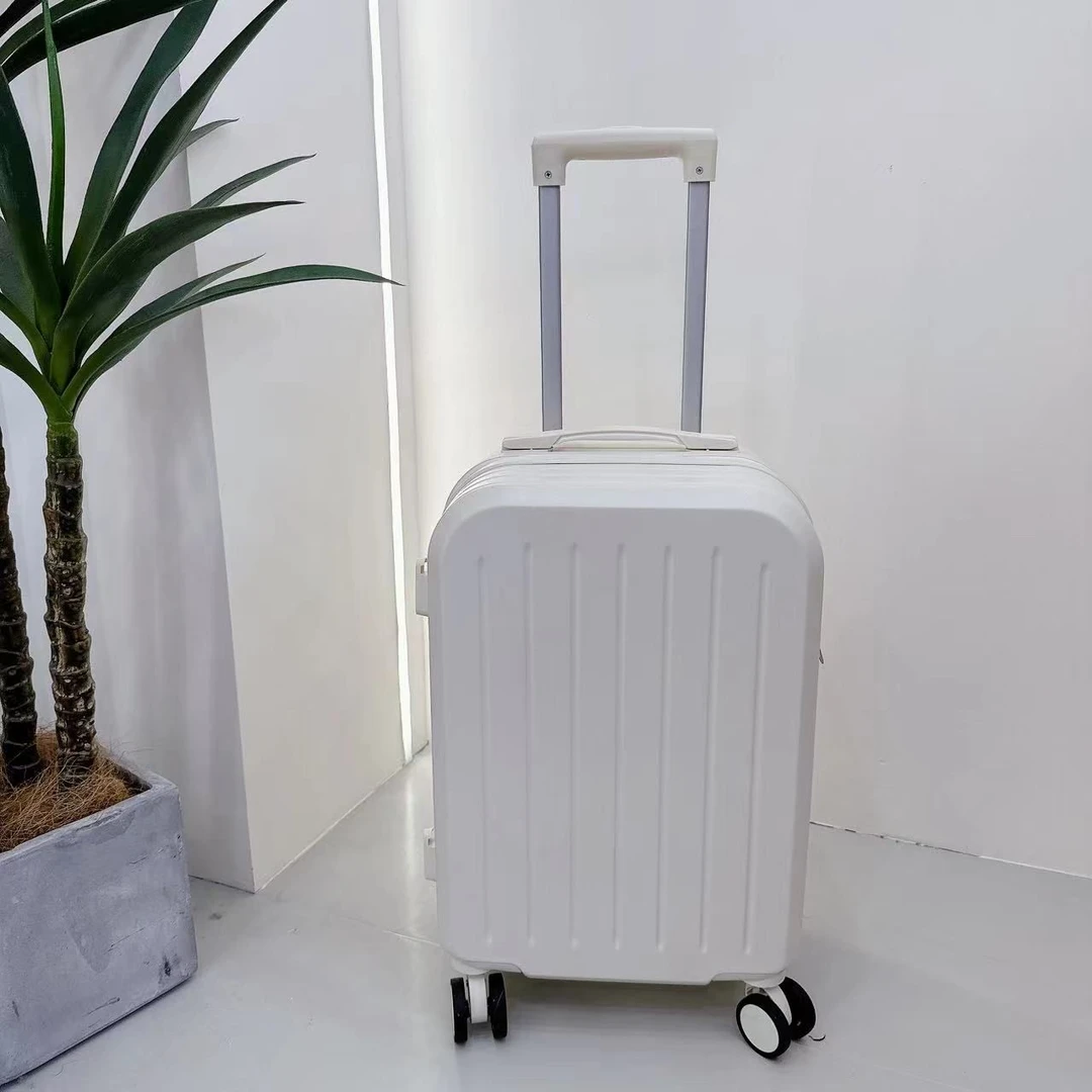 白色万象轮大容量行李箱