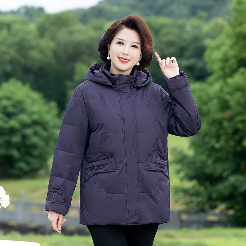 波司登新款羽绒服女款加肥加大码加厚棉袄羽绒服女秋冬装外套胖妈