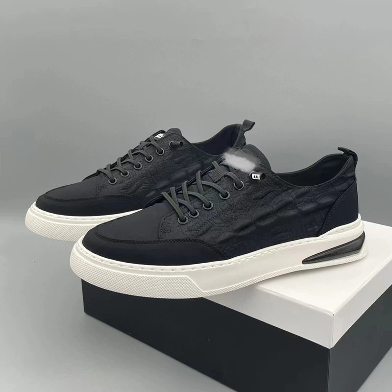 正码 7XH01 男士休闲时尚透气软底运动板鞋男鞋