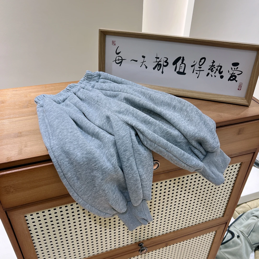 032-缩口裤，儿童秋冬纯色加绒加厚纯色休闲裤秋季