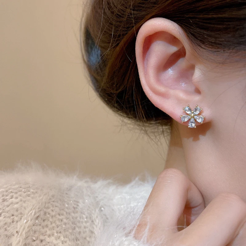 铜合金耳饰 88号925银针迷你花朵高级感耳钉ins风超仙小众精致