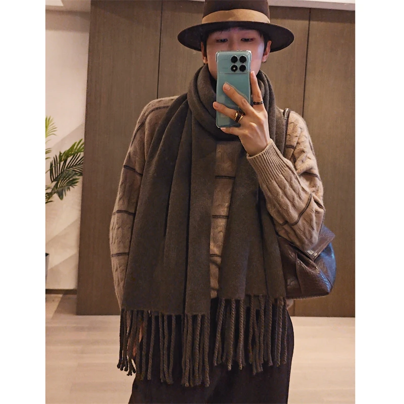 乌木棕轻欧美复古特厚加长大流苏山羊绒围巾披肩