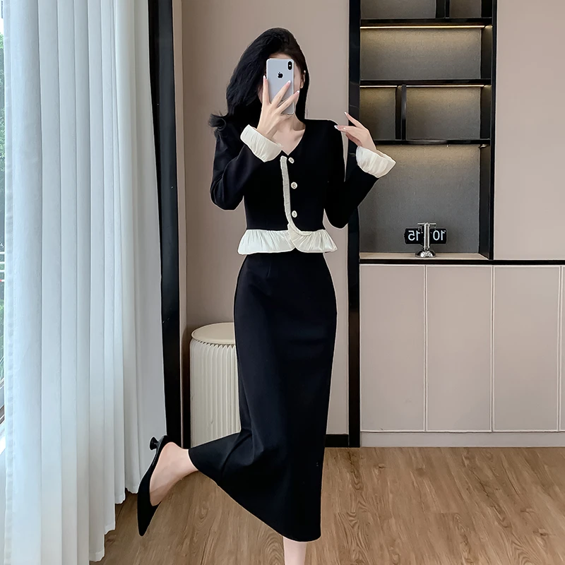 2024秋季新款名媛气质V领荷叶边甜美减龄长款轻熟风显瘦两件套装