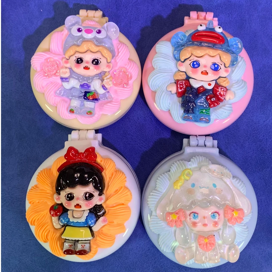 手作折叠镜梳学生小型便携 办公室 随身卡通玩偶