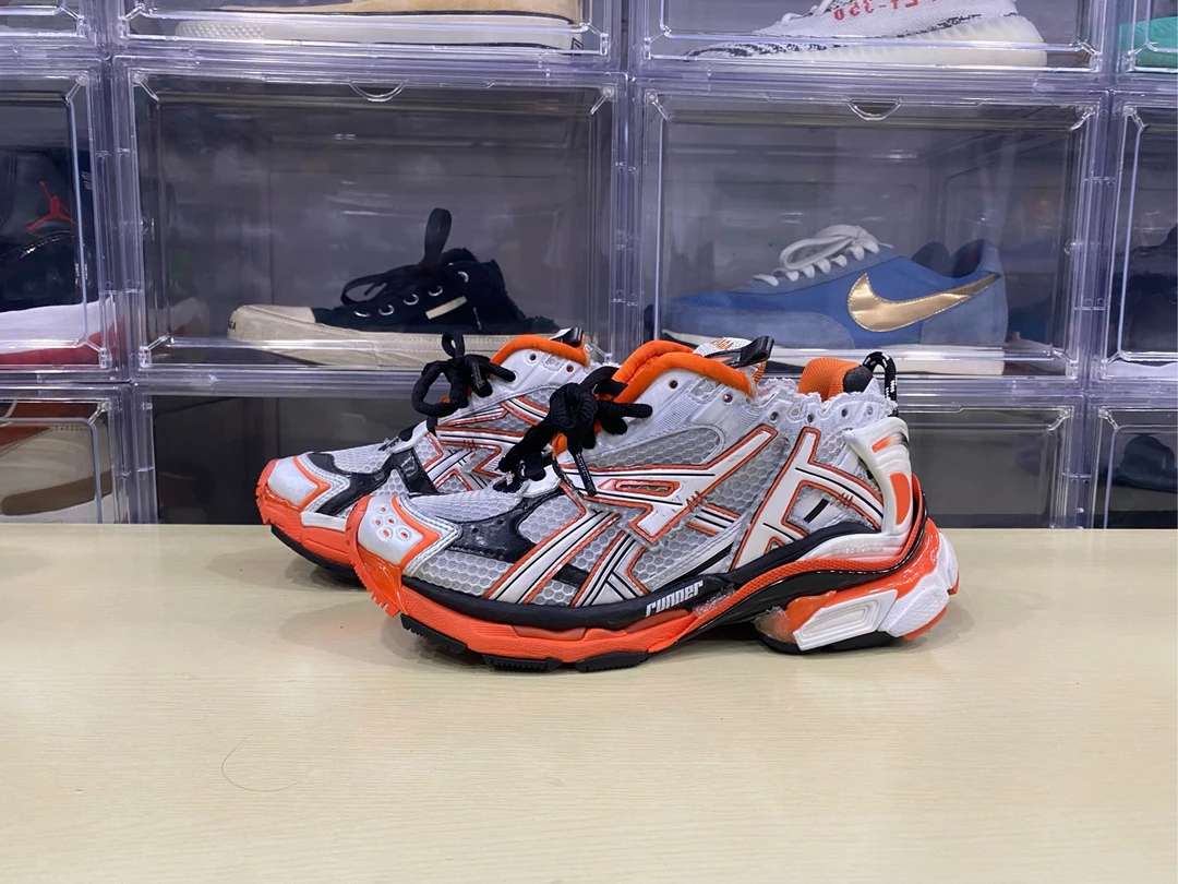 37码/巴黎世家runner白橘色老爹鞋/99新原鞋袋