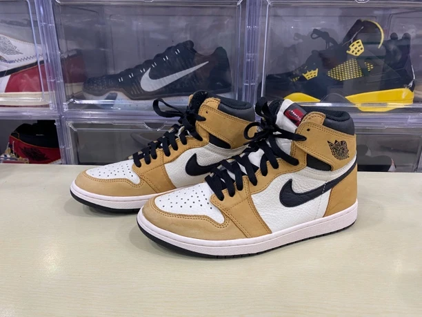 42码/aj1新秀/小麦色/99新原盒/公价2269
