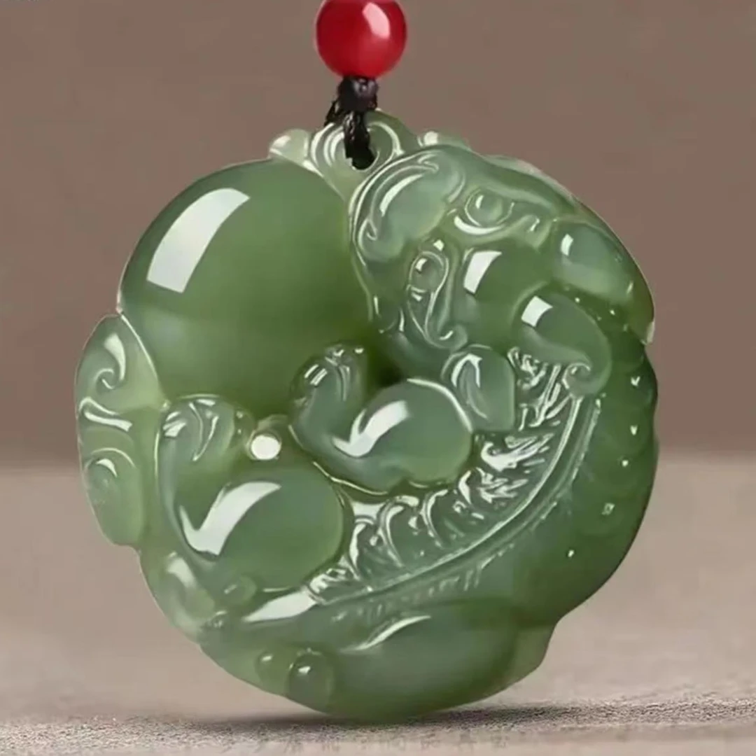 湖水绿貔貅吊坠有求必应挂坠情侣款时尚项坠手工雕刻精美百搭挂件