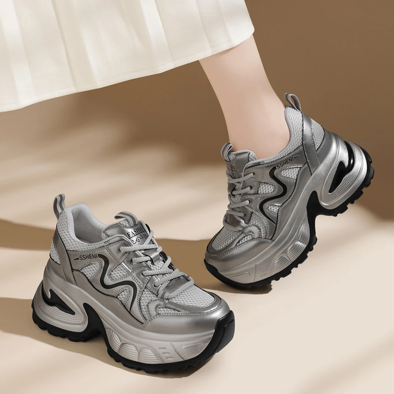 万达撤柜头层牛皮真皮舒适高级感老爹鞋女2025春秋新款百搭厚底轻