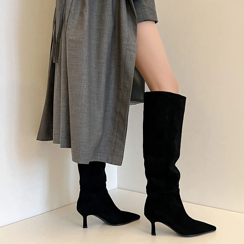 【己】2024年秋冬翻皮宽筒显瘦堆堆靴长靴时装靴