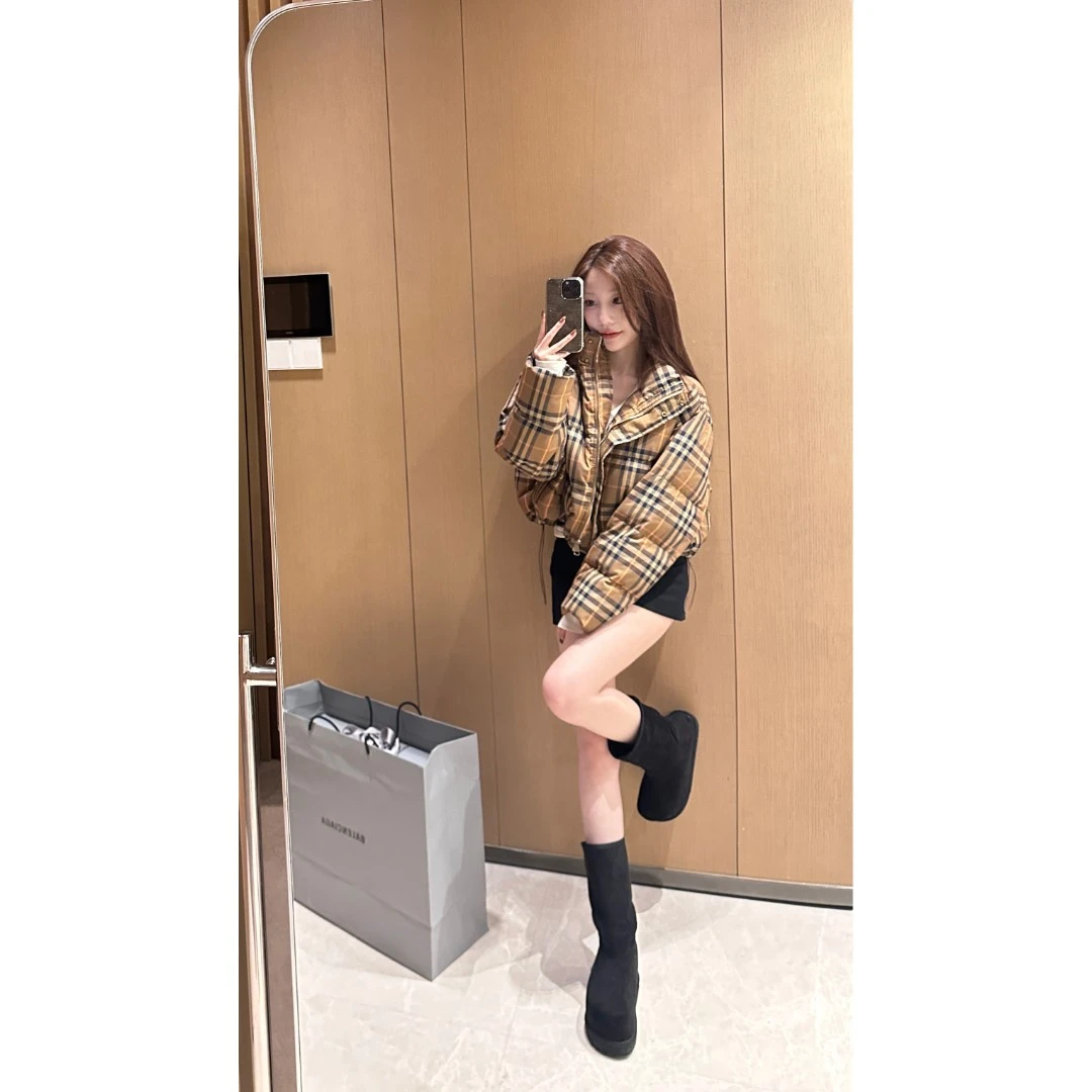 IS LULU  |   经典格纹立领短款羽绒服