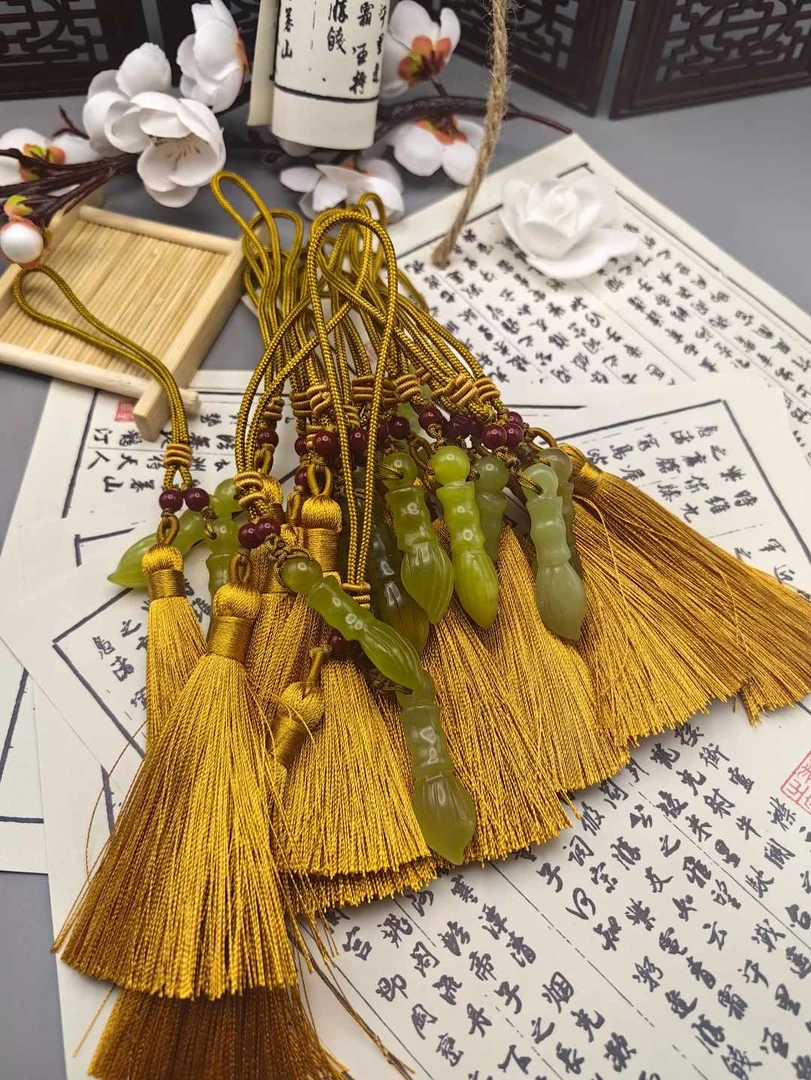 【毛笔】【新人福利】天然玉石、挂件、DIY、【黄金玉】多样性发货其中之一