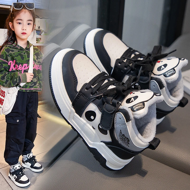 女童鞋子加绒二棉保暖女孩休闲板鞋高帮皮面冬2024潮款儿童运动鞋