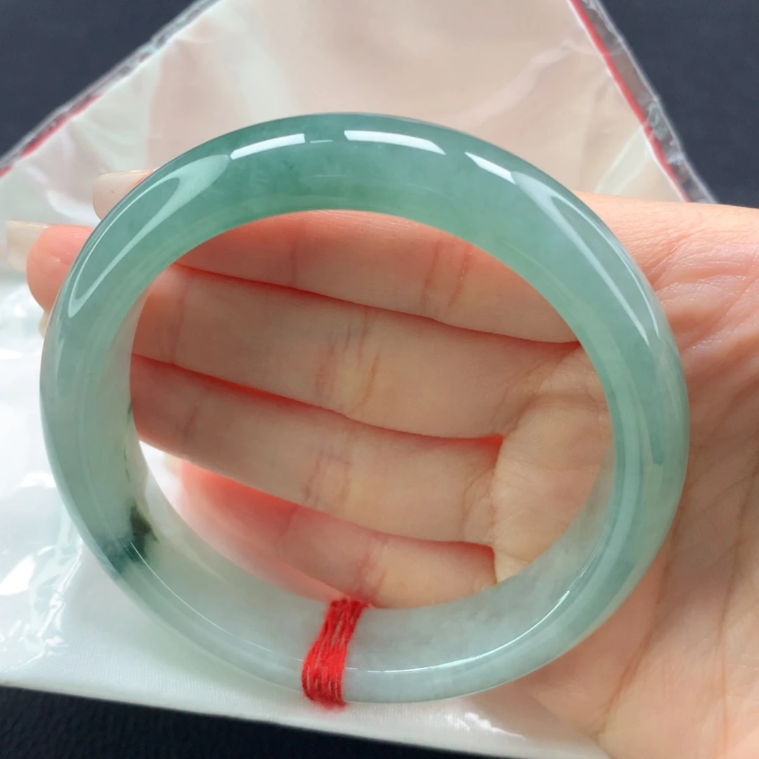 翡翠手镯未镶嵌（17号）（小轮胎）