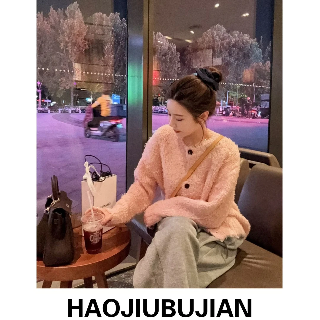 好久不见粉色羊毛系扣毛衣