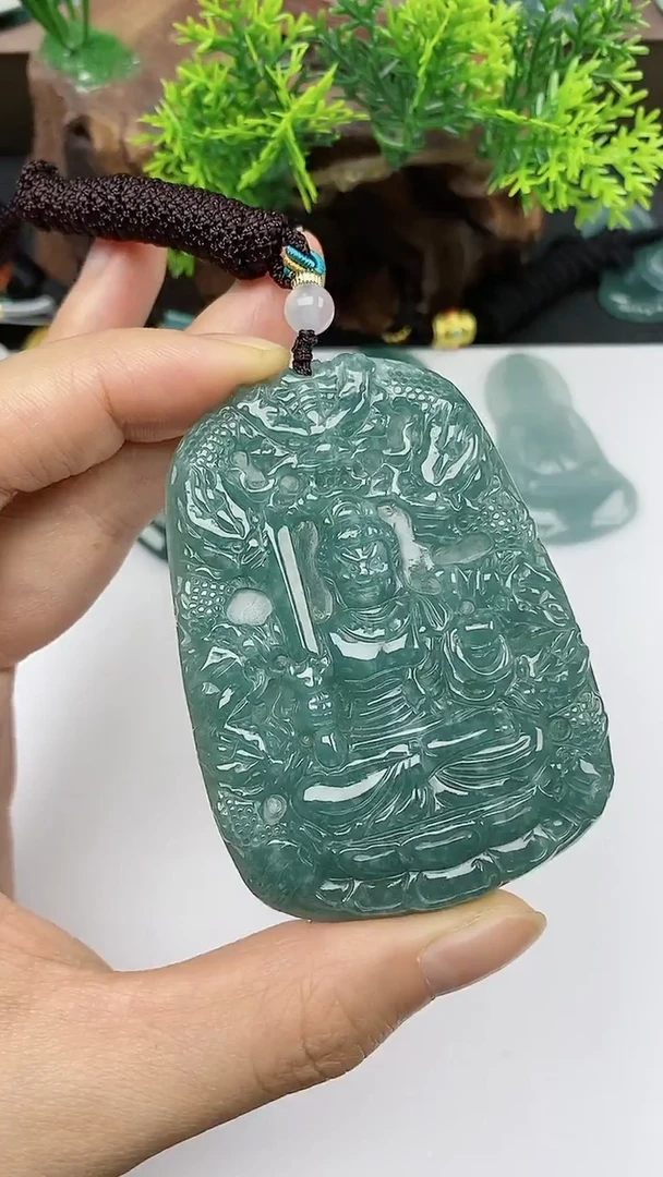 【闪购商品】翡翠颈饰未镶嵌