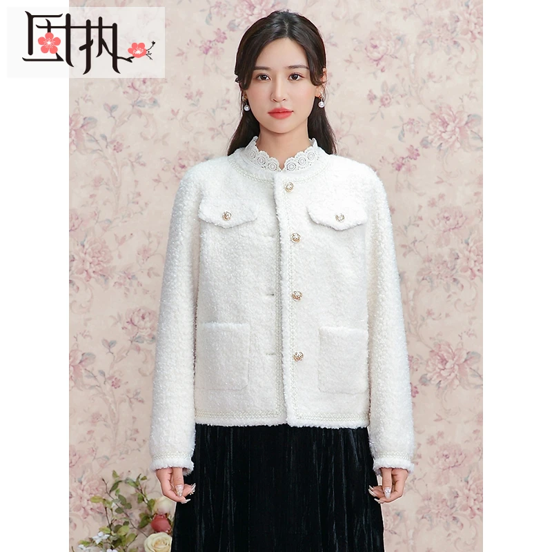 固执秋冬新款皮毛一体小香风短外套女80123DT07721气质