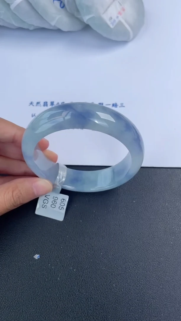 【闪购商品】翡翠手镯未镶嵌基地发货K5172 60+