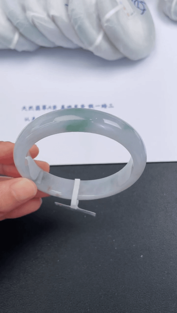 【闪购商品】翡翠手镯未镶嵌基地发货K1097 54+