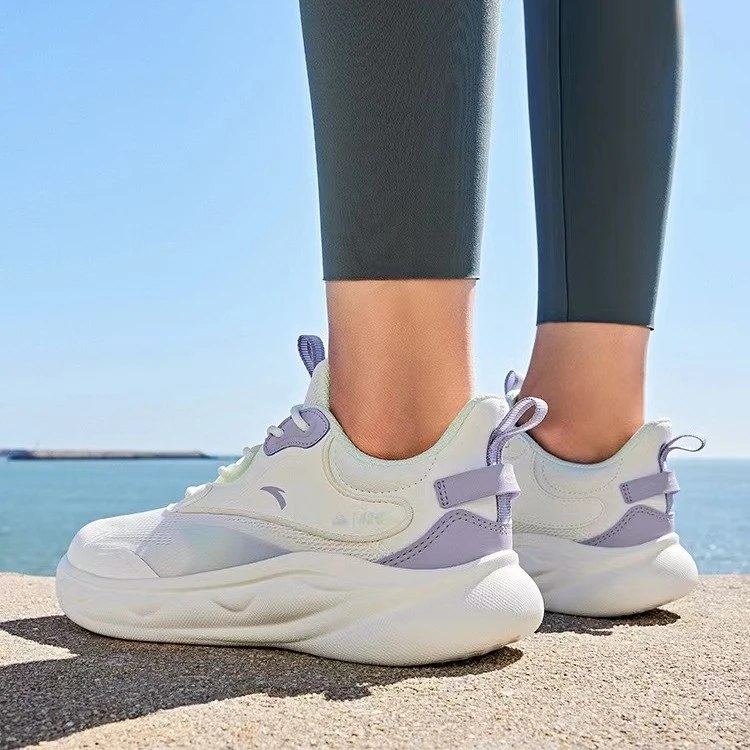 安踏女款健身季首发绵绵弹2胶弹科技男女缓震回弹休闲鞋时尚舒适0