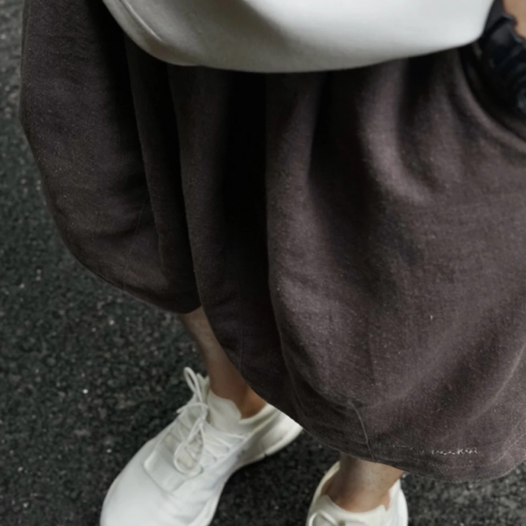 NEAT pocket 24SS苎麻天丝混纺素色灯笼廓形宽松剪裁短裤