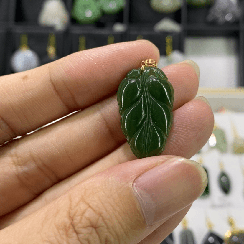【闪购商品】和田玉颈饰18K金镶嵌凌*