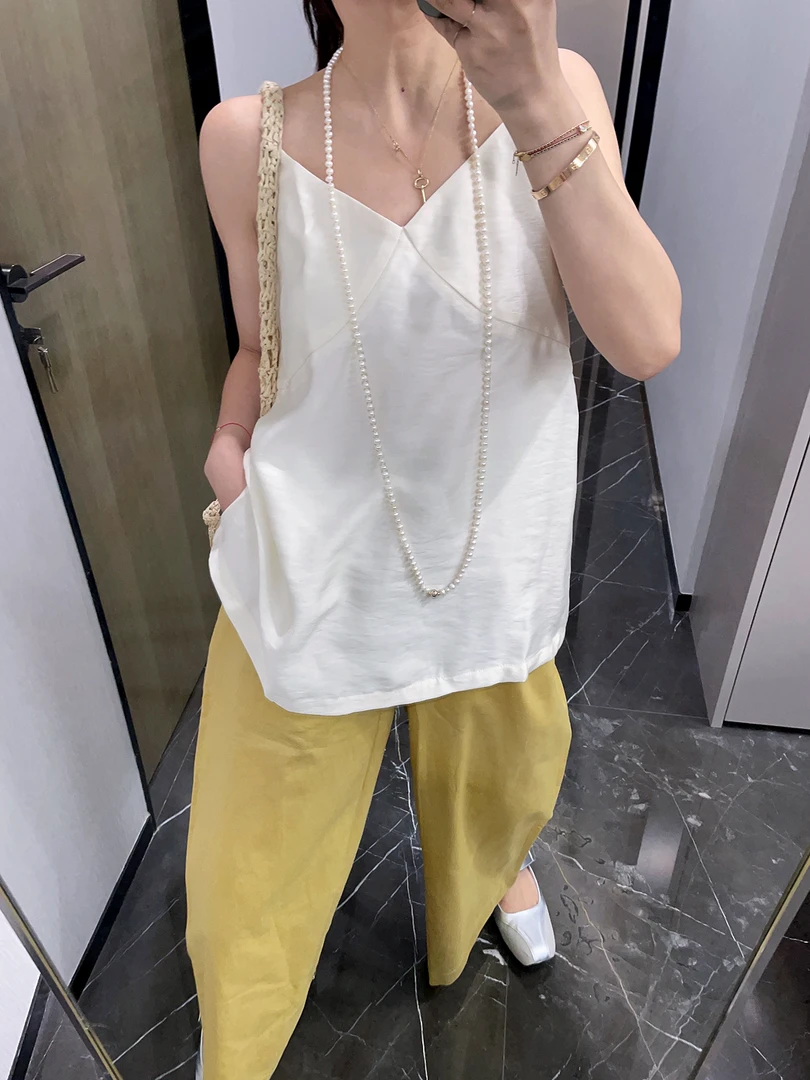 春夏高级感 V领吊带背心法式气质别致上衣可叠穿