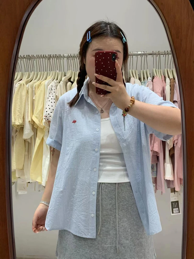 【何大胆】大码胖MM蓝色条纹刺绣蝴蝶结短袖衬衣